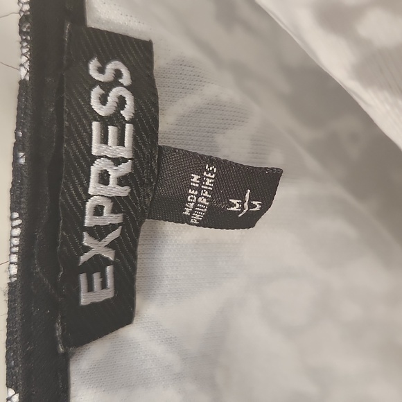 EXPRESS TOP - Picture 4 of 5